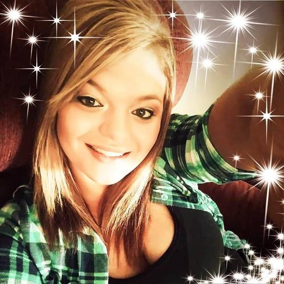 Meet your Posher, Kierra - Picture 1 of 1